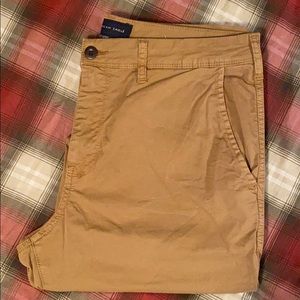 AE relaxed straight khaki - men’s - 32x36